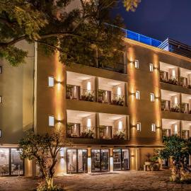 Lear Sense Hotel，位于Gedera的酒店