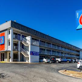 Motel 6-Little Rock, AR - West，位于小石城的酒店