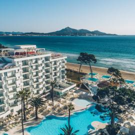 Iberostar Waves Alcudia Park，位于穆罗海滩的酒店
