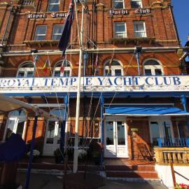 Royal Temple Yacht Club，位于拉姆斯盖特的酒店