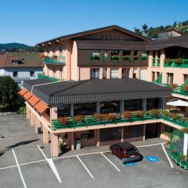 Hotel De La Route Verte,位于热拉梅的酒店