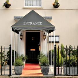 Le Bouchon Brasserie & Hotel，位于莫尔登的酒店