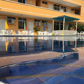 HOTEL SUNSHINE AIRE ACND y WIFI ZONE，位于通苏帕的酒店