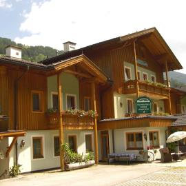 Ferienhäuser Thalbach，位于海利根布卢特的酒店