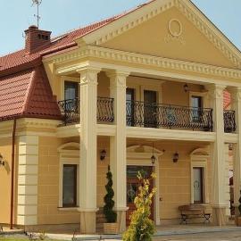 Jaśminowy Dwór，位于Rokietnica的酒店