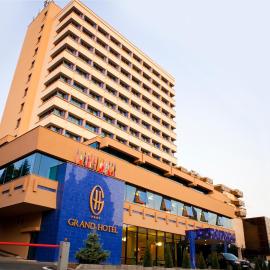 Grand Hotel，位于特尔古穆列什的酒店
