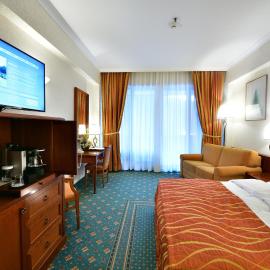 Lux Garden Hotel，位于阿祖加的酒店