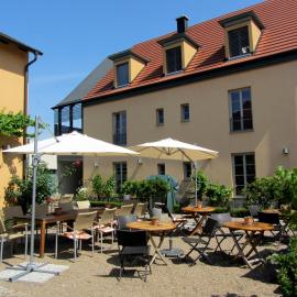 Hotel Weinblatt，位于索梅拉的酒店