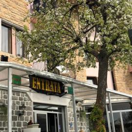 Hotel Iscla，位于埃多洛的酒店