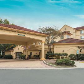 La Quinta by Wyndham Raleigh/Durham Southpoint，位于达拉姆的酒店