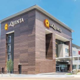 La Quinta by Wyndham Memphis Downtown，位于孟菲斯的酒店