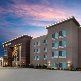 La Quinta by Wyndham Owasso，位于Owasso的酒店