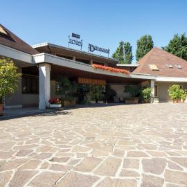 Hotel I Diamanti,位于Garlasco的酒店