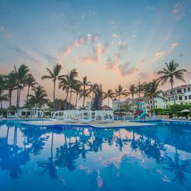 Samba Vallarta All Inclusive，位于新巴利亚塔的酒店