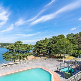 Hällestrand Apartment 32，位于斯特伦斯塔德的酒店