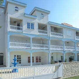 SENITA's Rooms & Apartments，位于宁的酒店