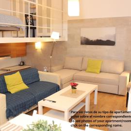 Apartamentos Clavero,位于马拉加的酒店