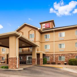 Best Western Plus Wakeeney Inn & Suites，位于WaKeeney的酒店