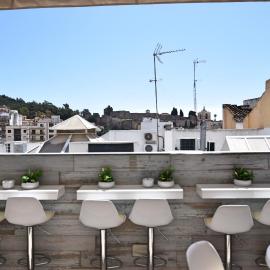 Apartamentos Marques De La Merced,位于马拉加的酒店