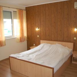 Hotel Vitosha，位于特里亚夫纳的酒店