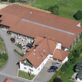 Landhotel Wiesenhof，位于Heroldstatt的酒店