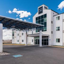 Red Lion Inn & Suites Butte，位于比尤特的酒店