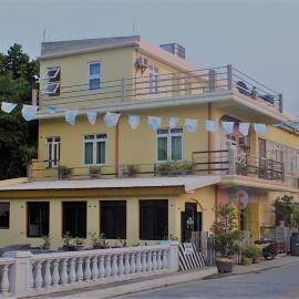 Siayanrock Hometel，位于Ivana的酒店