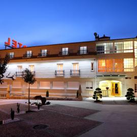 Hotel A Queimada，位于尼格兰的酒店
