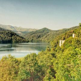 Goy Gol Lake Resort，位于Goygol的酒店