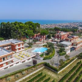 Il Parco Sul Mare Resort & SPA，位于托尔托雷托的酒店