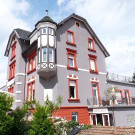 Hotel Markgräfler Hof，位于巴登韦勒的酒店