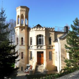 Villa Rosenburg，位于塔勒的酒店