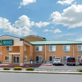 Quality Inn & Suites Limon，位于利蒙的酒店