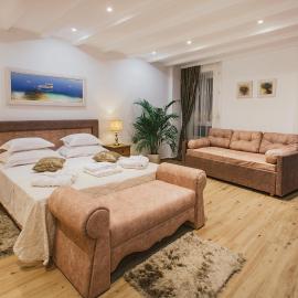 Heritage Hotel Dea Hvar,位于赫瓦尔的酒店