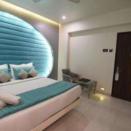 VITS Sharanam, Thane，位于塞恩的酒店