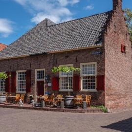 Herberg de Gouden Leeuw，位于布隆克霍斯特的酒店