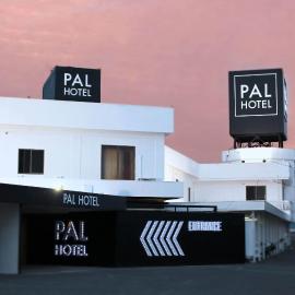 Munakata Pal (Love Hotel)，位于宗像的酒店
