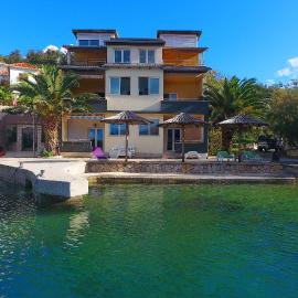Apartments Savar - Ilo，位于布里尼的酒店