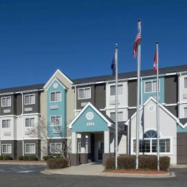 Microtel Inn & Suites by Wyndham Florence，位于佛罗伦萨的酒店