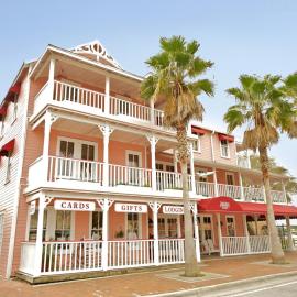 The Riverview Hotel - New Smyrna Beach，位于新士麦那海滩的酒店
