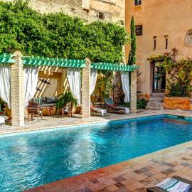 Riad Laaroussa，位于非斯的酒店