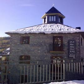 Aparthotel Peña Telera Resort，位于艾普约德加卡的酒店