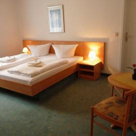 Hotel Garni am Schlosspark，位于韦尼格罗德的酒店