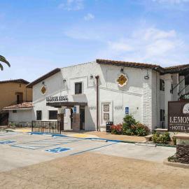Lemon Tree Hotel and Suites，位于安纳海姆的酒店