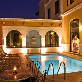Hotel Plaza Campeche，位于坎佩切的酒店