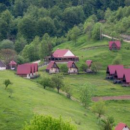 Etno Village Vojnik，位于Šavnik的酒店
