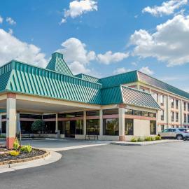 Quality Inn & Suites Olde Town,位于朴次茅斯的酒店