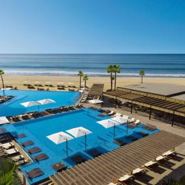 Krystal Grand Los Cabos - All Inclusive，位于圣何塞德尔卡沃的酒店