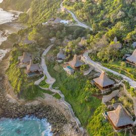 Lelewatu Resort Sumba，位于Watukarere的酒店