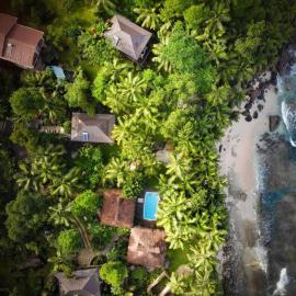 Domaine Desaubin Luxury Villas，位于塔卡马卡的酒店